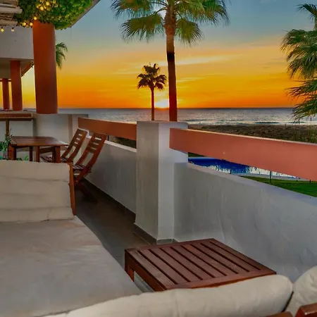 Apartasuites Royal Zahara, Maximo Confort Con Vistas Al Mar Zahara de los Atunes