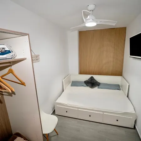 Apartasuites Royal Zahara, Maximo Confort Con Vistas Al Mar *